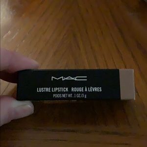 MAC Lustre Lipstick